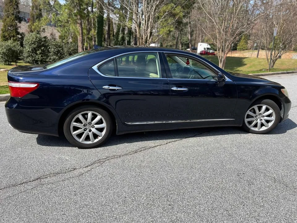 2007 Lexus LS 4th Gen - Image 3 of 13