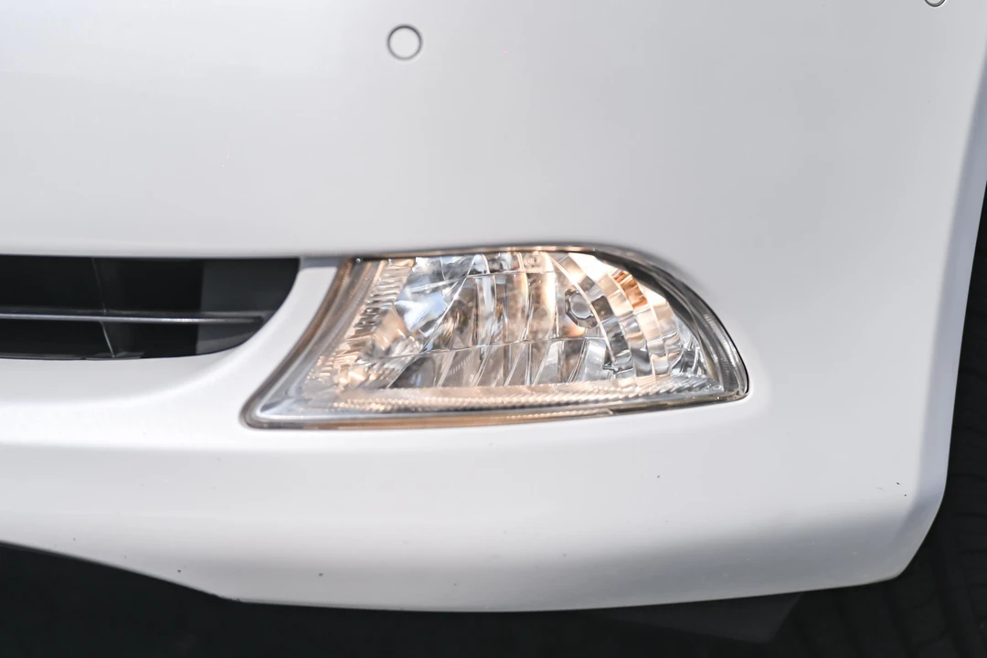 2007 Lexus LS 4th Gen - Image 18 of 31
