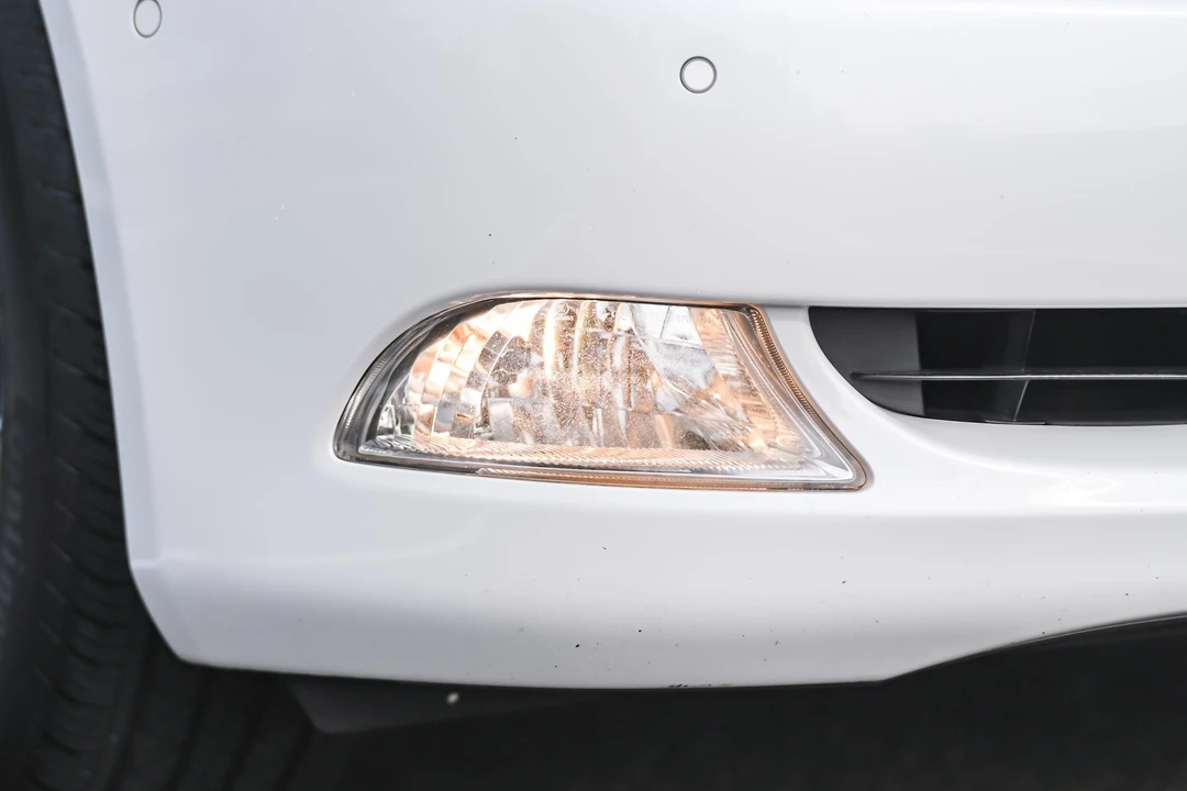2007 Lexus LS 4th Gen - Image 16 of 31