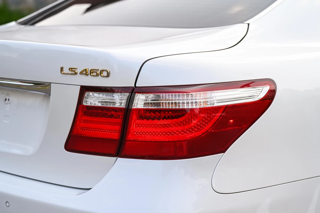 2007 Lexus LS 4th Gen - Image 28 of 31