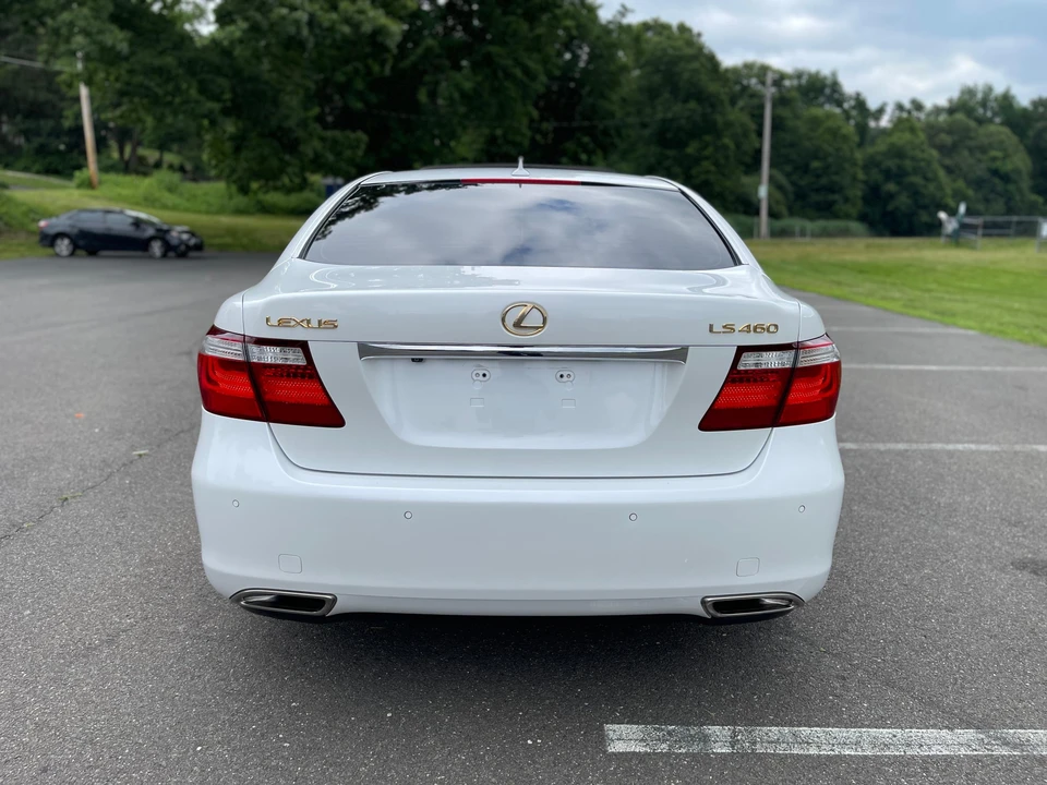 2007 Lexus LS 4th Gen - Image 10 of 31