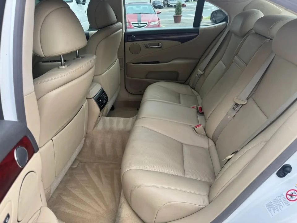 2007 Lexus LS 4th Gen - Image 7 of 16
