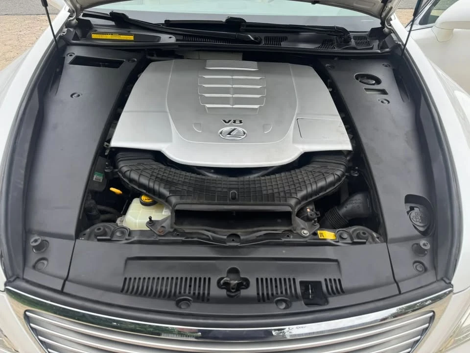 2007 Lexus LS 4th Gen - Image 16 of 16