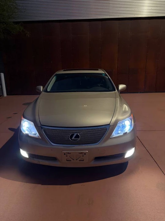 2007 Lexus LS 4th Gen - Image 3 of 10