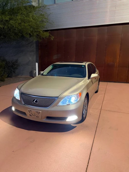 2007 Lexus LS 4th Gen - Image 2 of 10