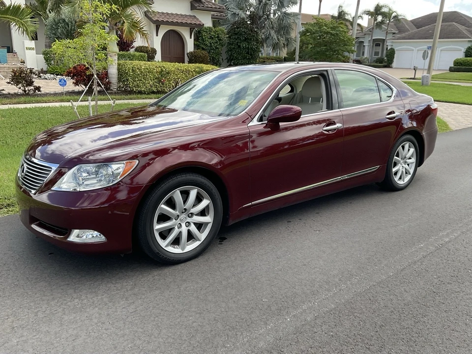 2007 Lexus LS 4th Gen - Image 2 of 17