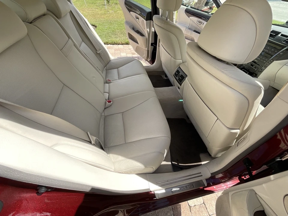2007 Lexus LS 4th Gen - Image 17 of 17