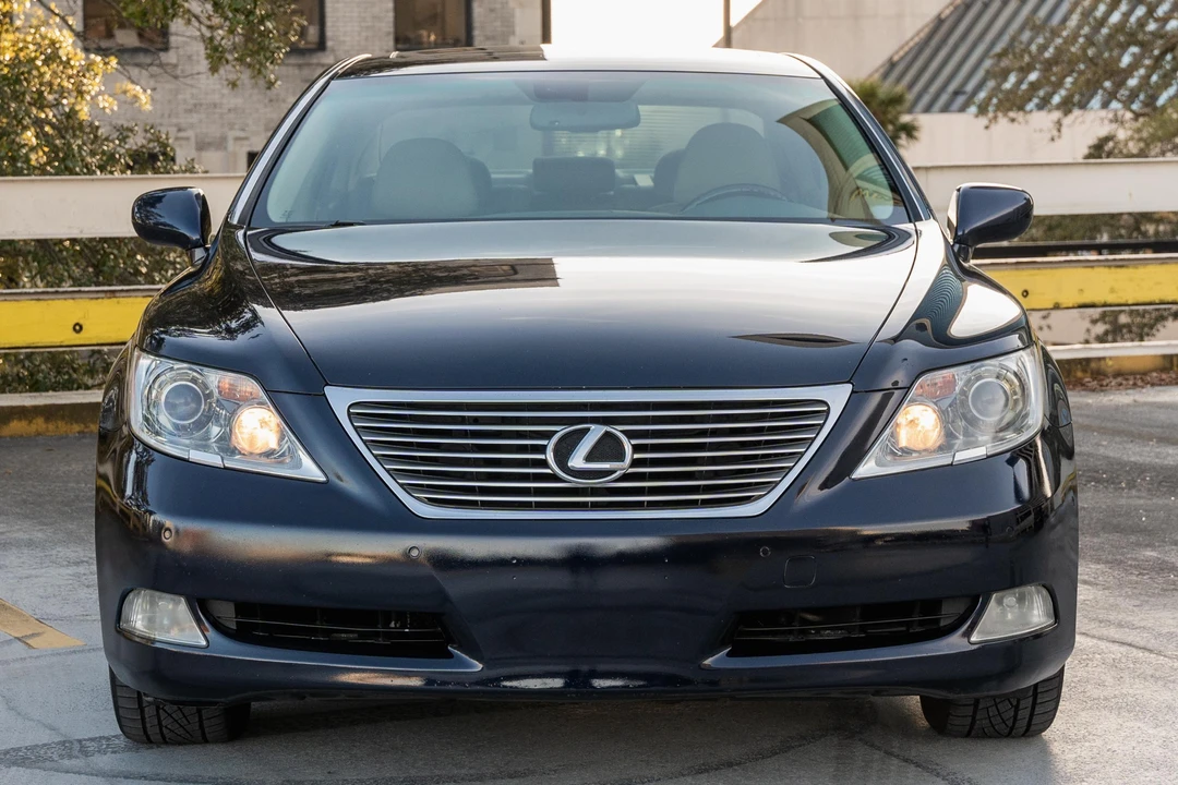 2007 Lexus LS 4th Gen - Image 2 of 31