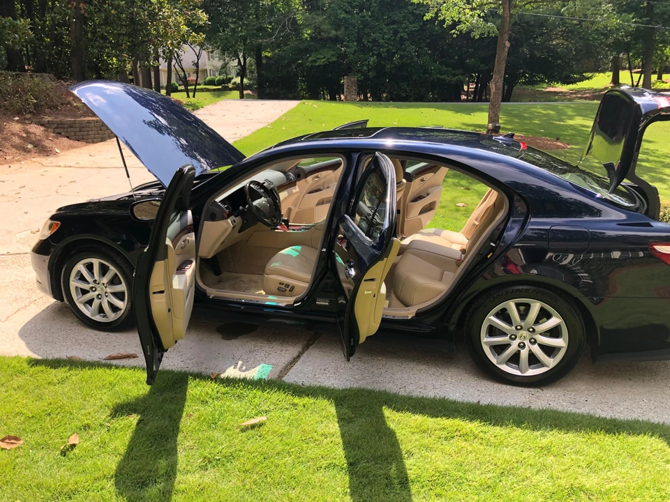 2007 Lexus LS 4th Gen - Image 14 of 31