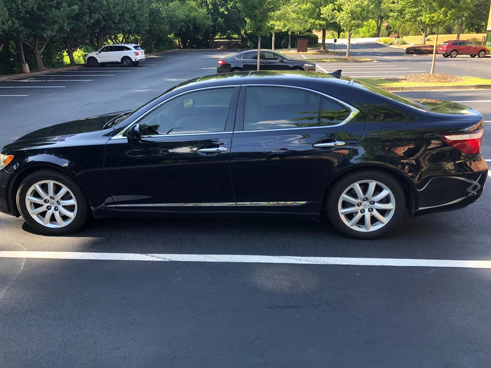 2007 Lexus LS 4th Gen - Image 13 of 31