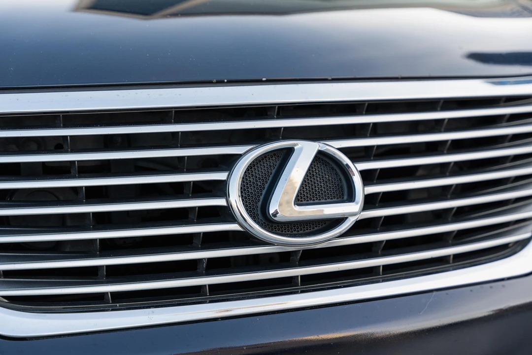 2007 Lexus LS 4th Gen - Image 25 of 31