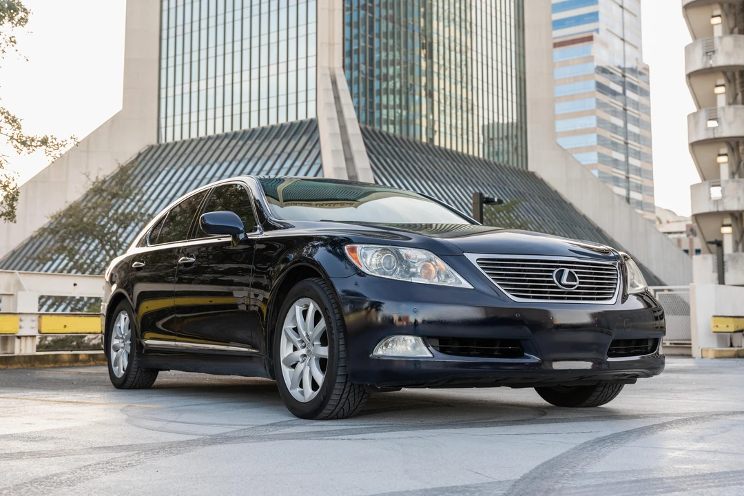 2007 Lexus LS 4th Gen - Image 16 of 31