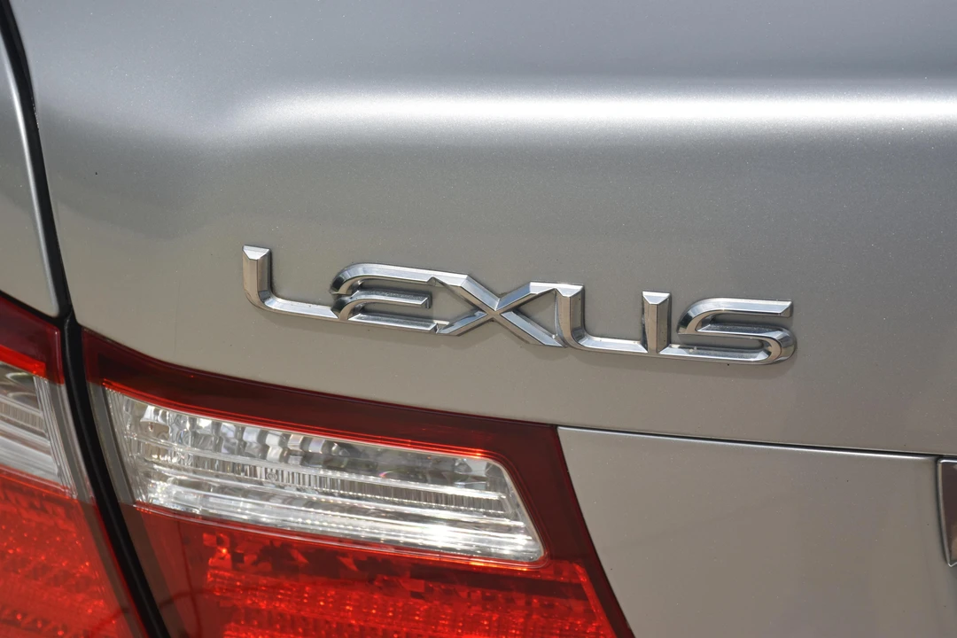 2007 Lexus LS 4th Gen - Image 27 of 31