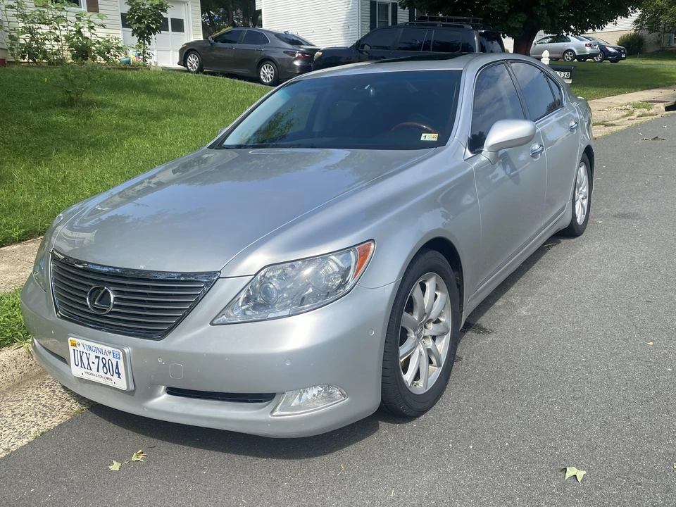 2007 Lexus LS 4th Gen - Image 6 of 31