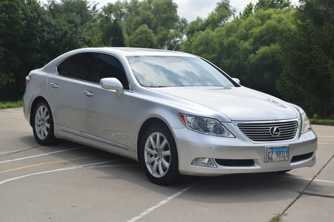 2007 Lexus LS 4th Gen - Image 15 of 31