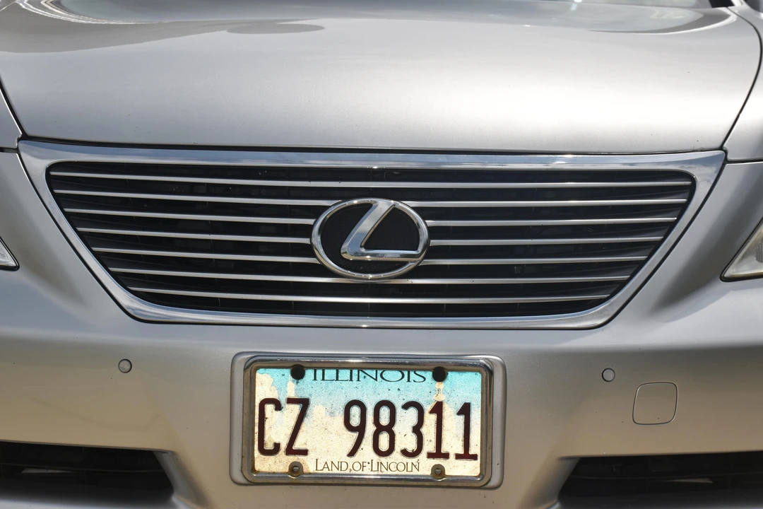 2007 Lexus LS 4th Gen - Image 19 of 31