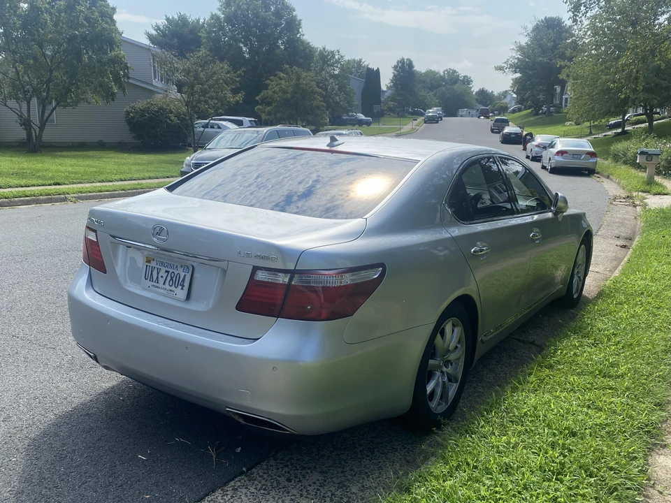 2007 Lexus LS 4th Gen - Image 11 of 31