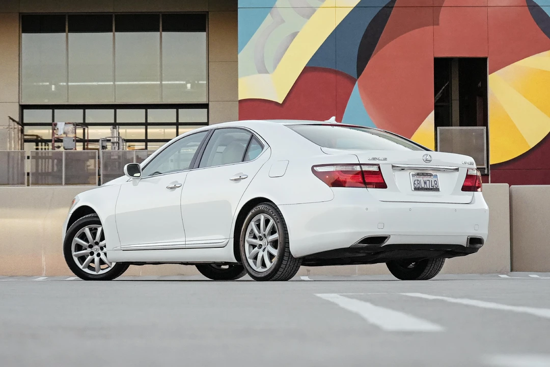 2007 Lexus LS 4th Gen - Image 7 of 31