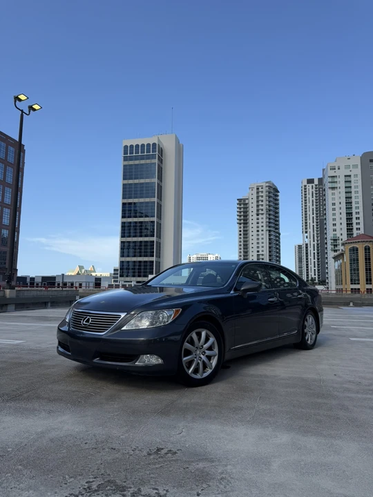 2007 Lexus LS 4th Gen - Image 8 of 31
