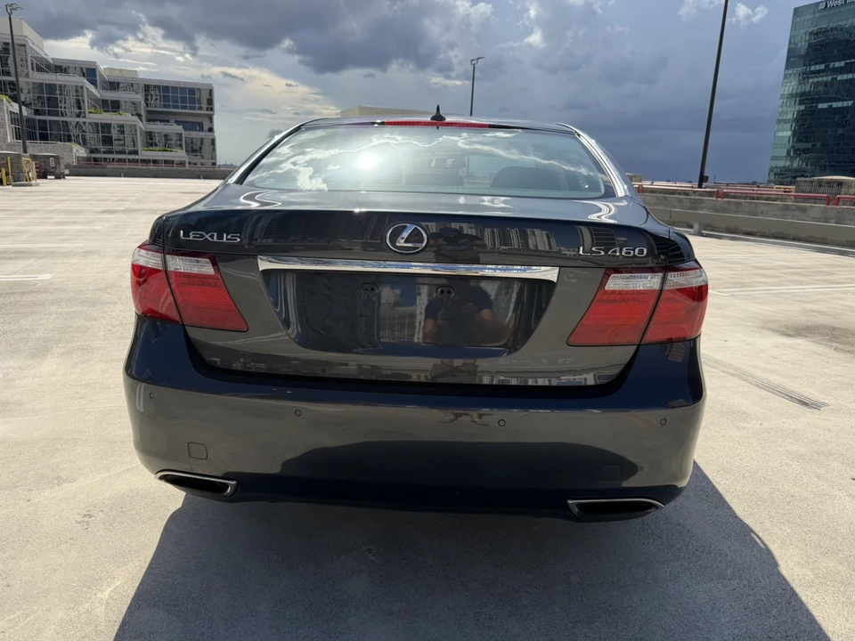 2007 Lexus LS 4th Gen - Image 12 of 31