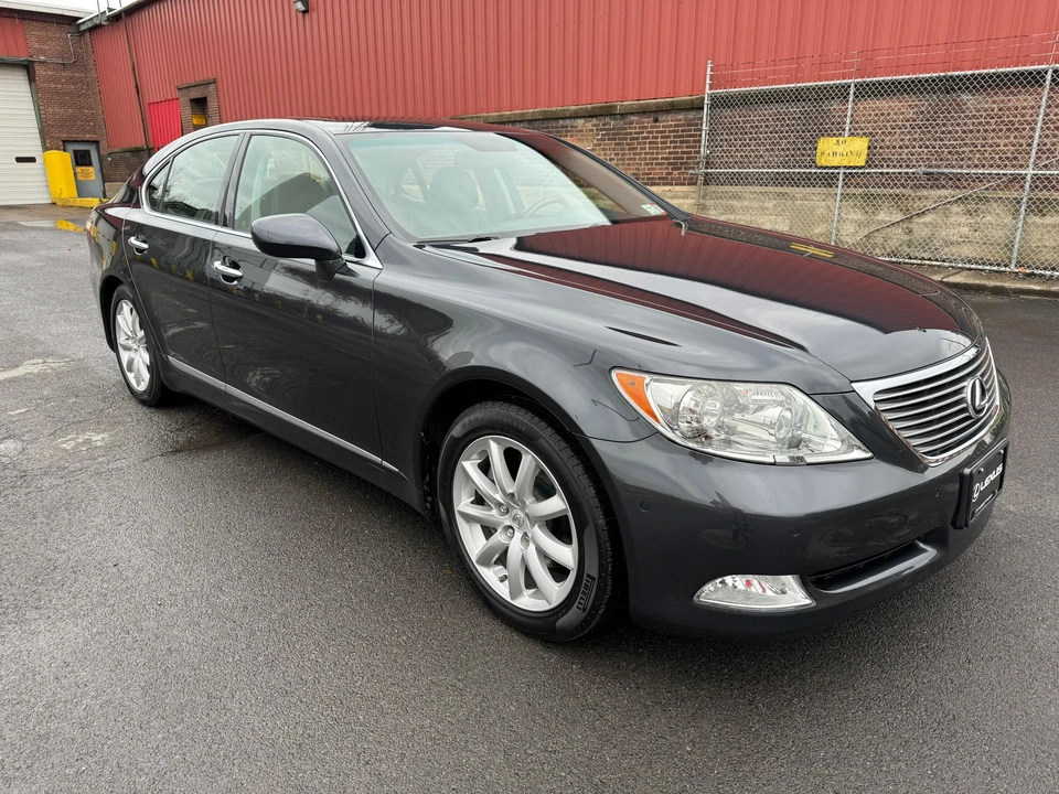 2007 Lexus LS 4th Gen - Image 26 of 31