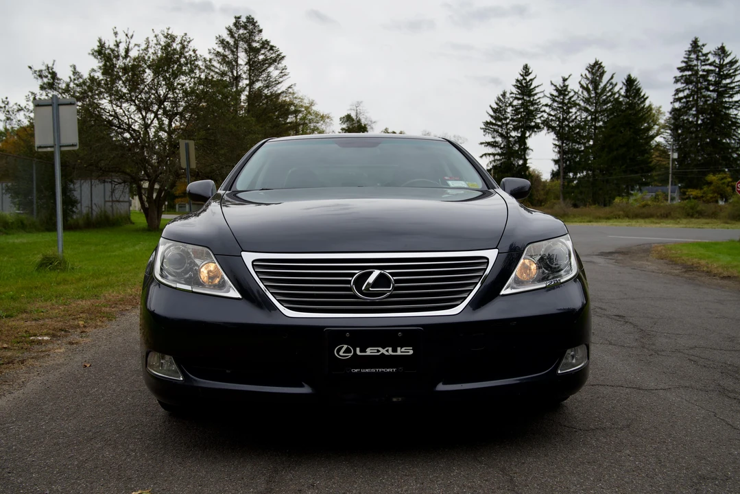 2007 Lexus LS 4th Gen - Image 7 of 31