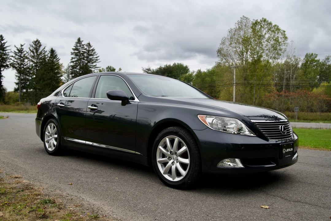 2007 Lexus LS 4th Gen - Image 25 of 31