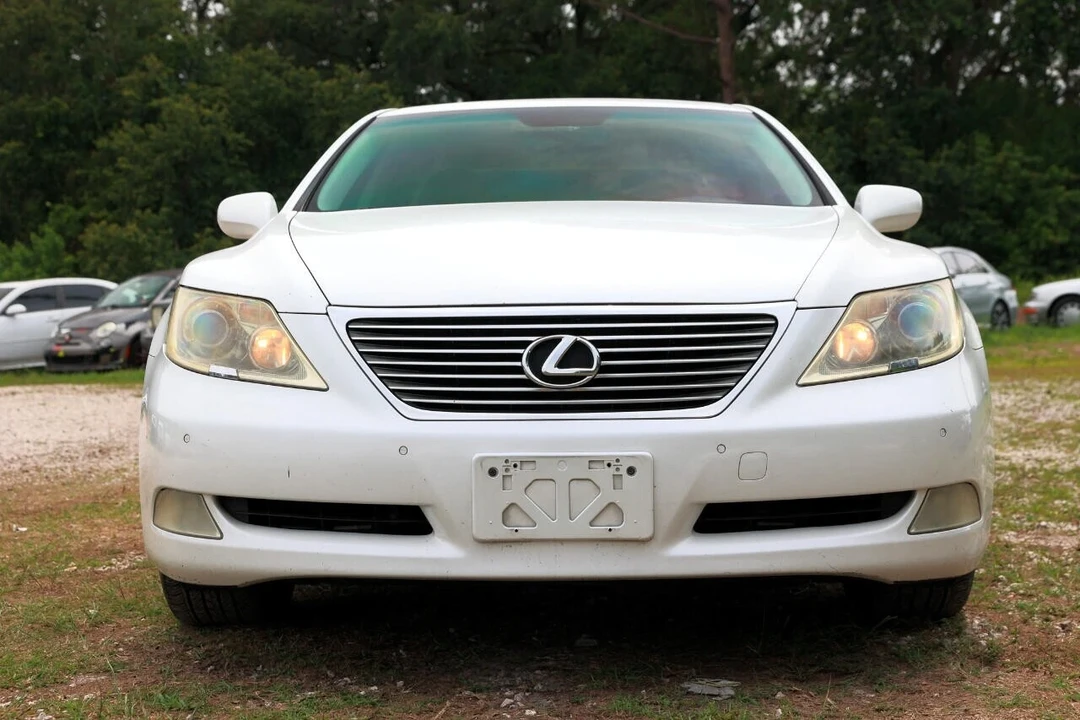 2007 Lexus LS 4th Gen - Image 17 of 21