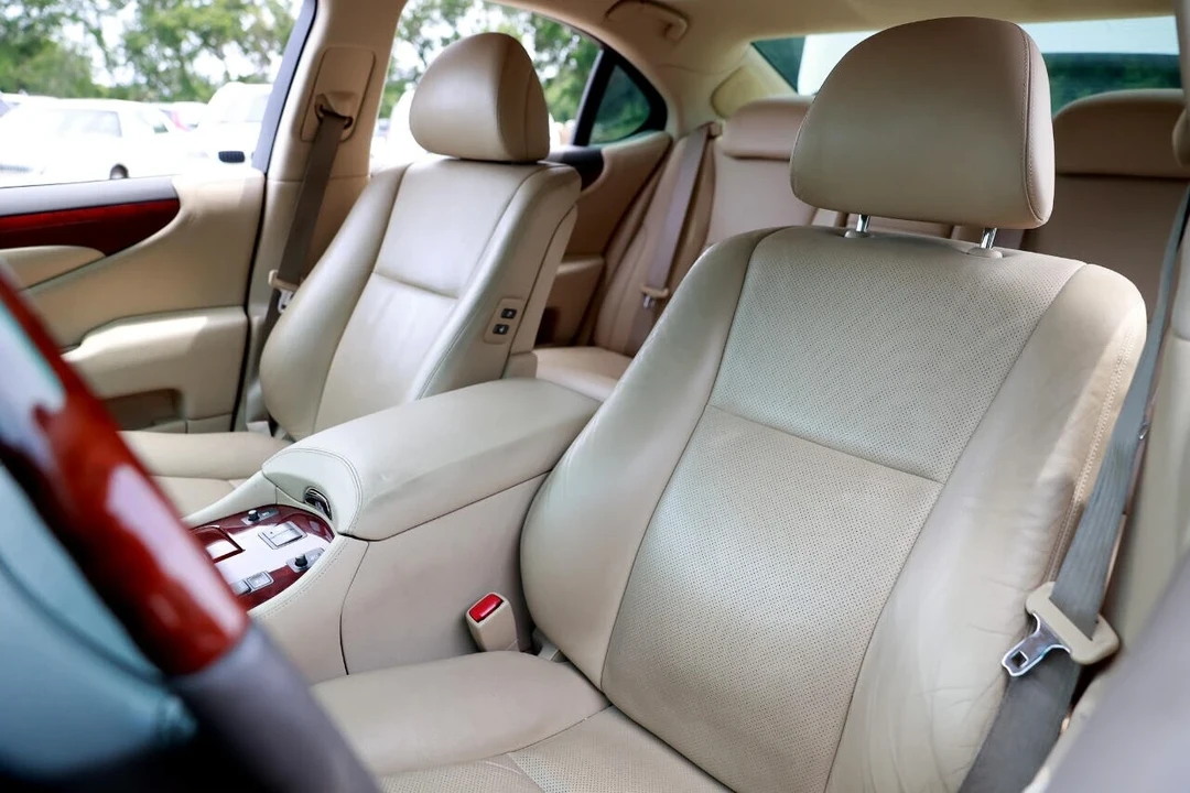 2007 Lexus LS 4th Gen - Image 6 of 21