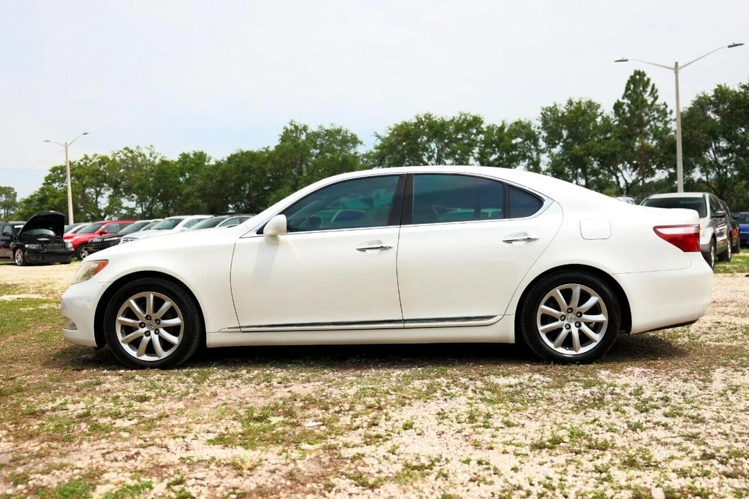 2007 Lexus LS 4th Gen - Image 3 of 21