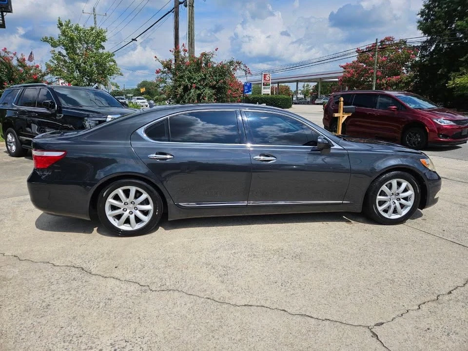 2007 Lexus LS 4th Gen - Image 12 of 20