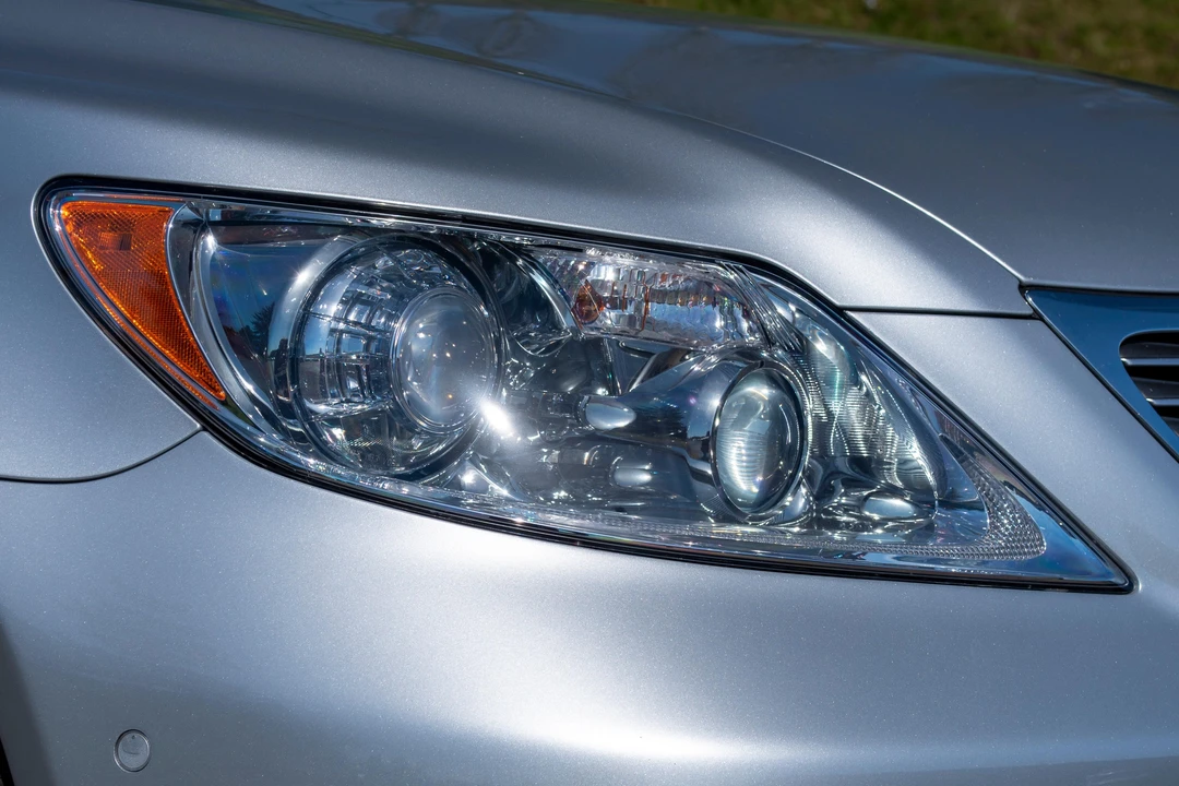 2007 Lexus LS 4th Gen - Image 15 of 31