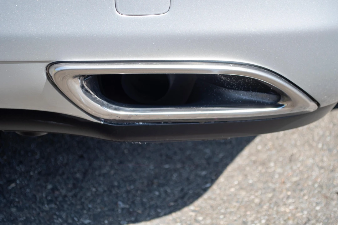 2007 Lexus LS 4th Gen - Image 19 of 31
