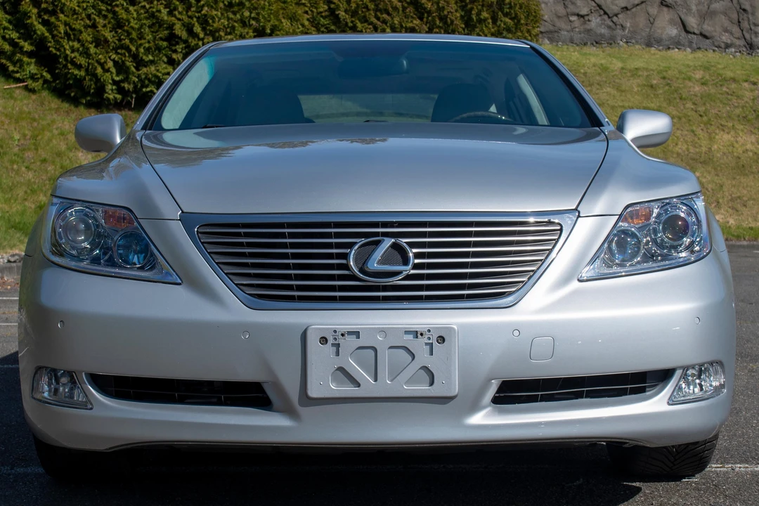 2007 Lexus LS 4th Gen - Image 6 of 31