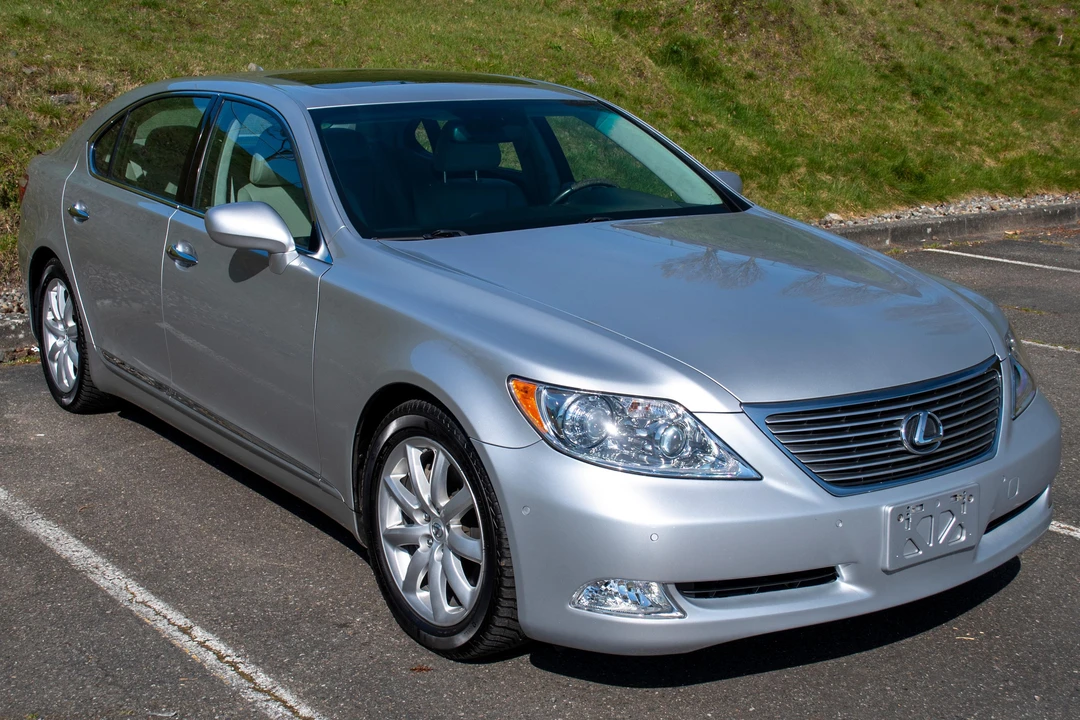 2007 Lexus LS 4th Gen - Image 13 of 31