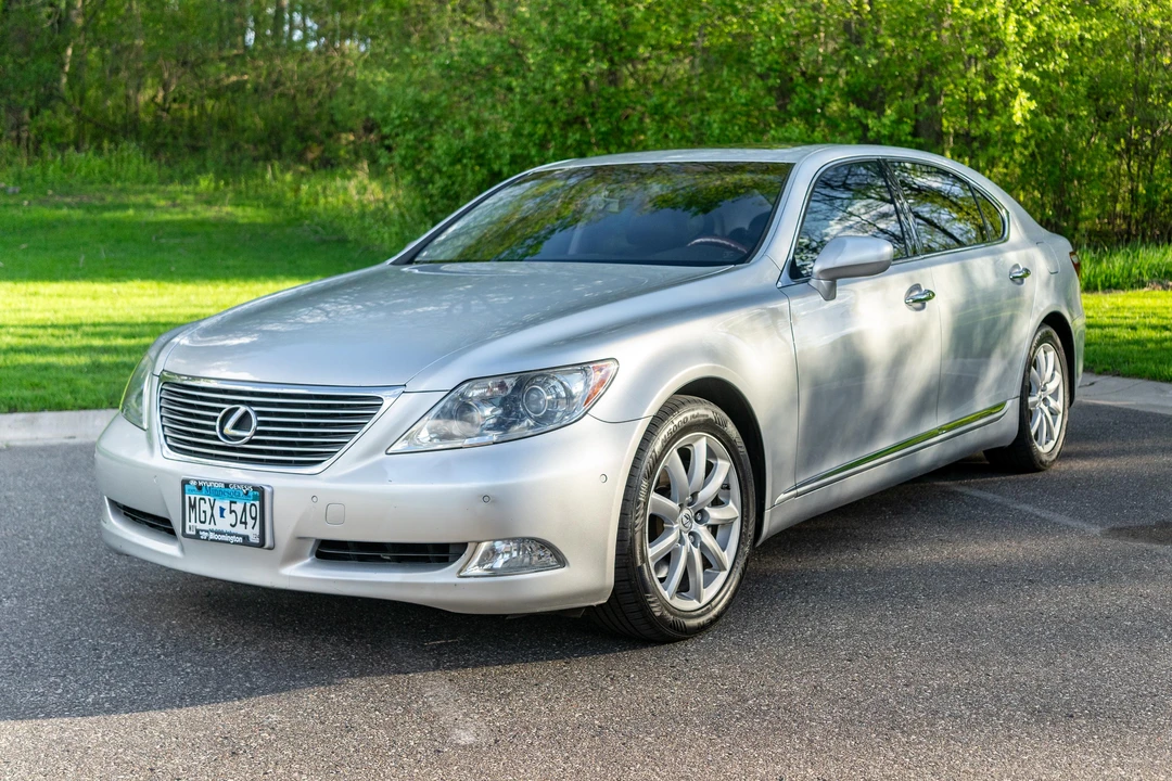 2007 Lexus LS 4th Gen - Image 6 of 31