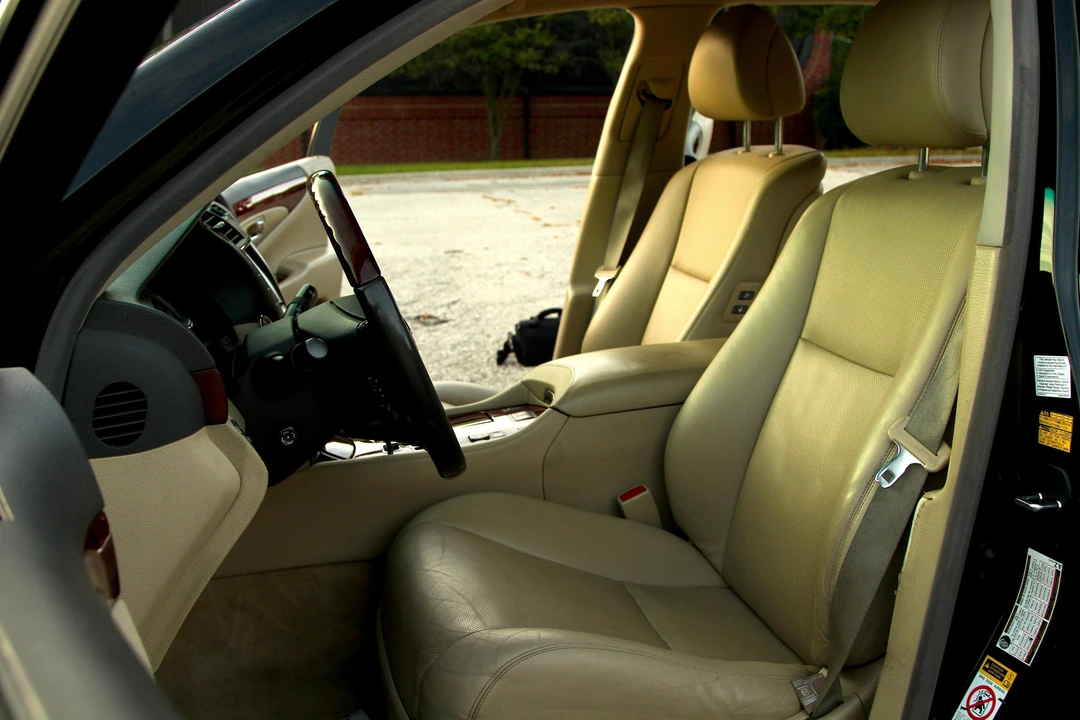 2007 Lexus LS 4th Gen - Image 23 of 25