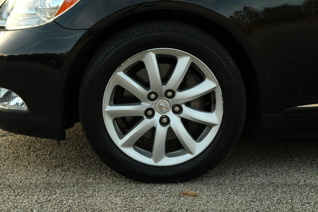 2007 Lexus LS 4th Gen - Image 19 of 25