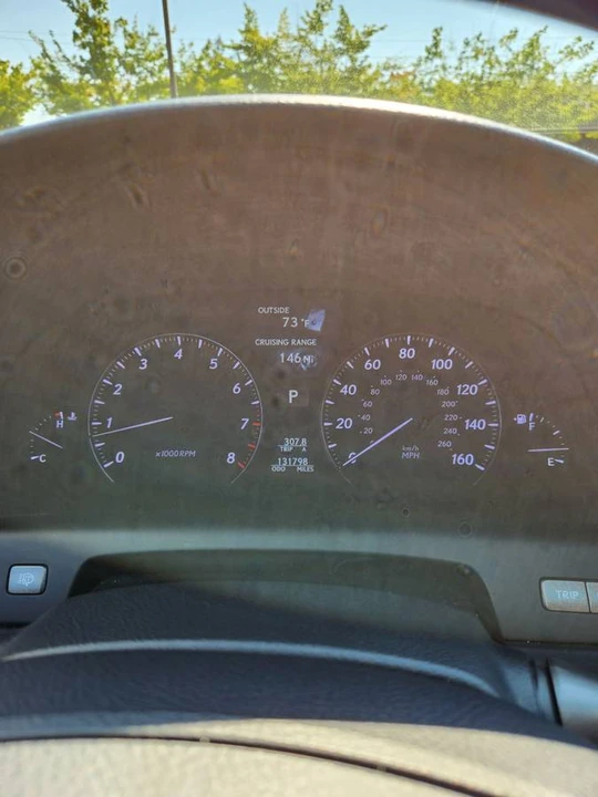 2007 Lexus LS 4th Gen - Image 9 of 16