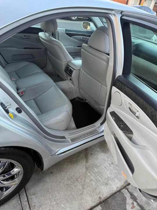 2007 Lexus LS 4th Gen - Image 8 of 8