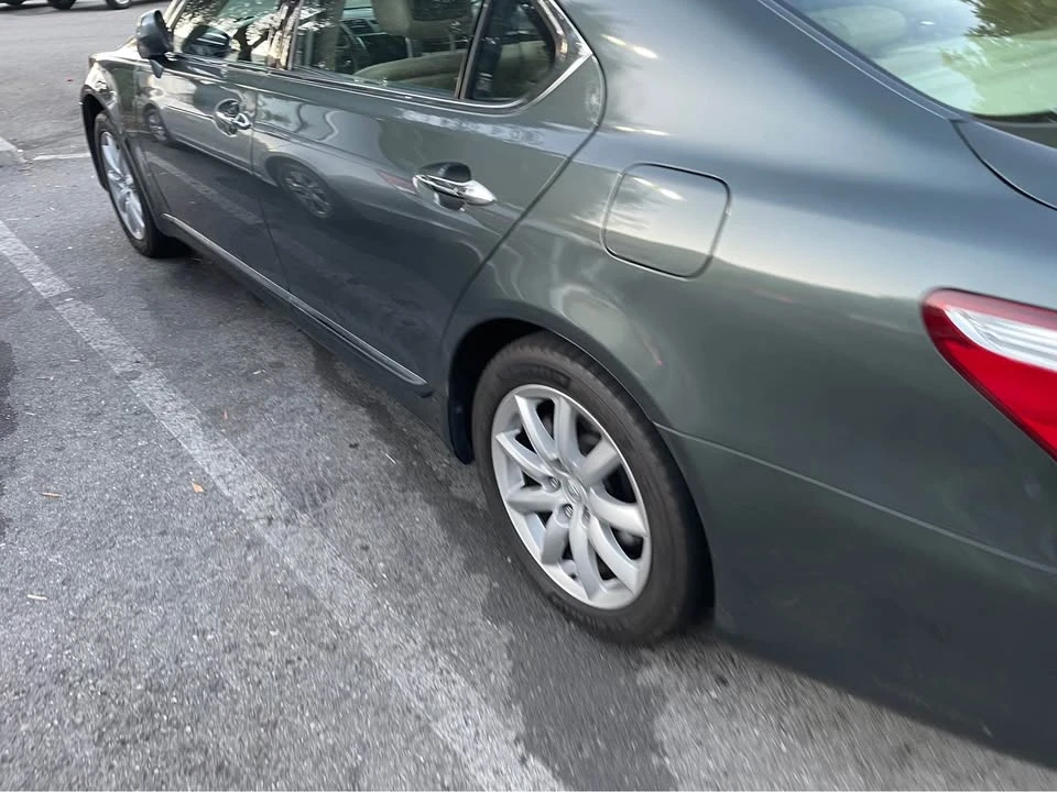 2007 Lexus LS 4th Gen - Image 8 of 11
