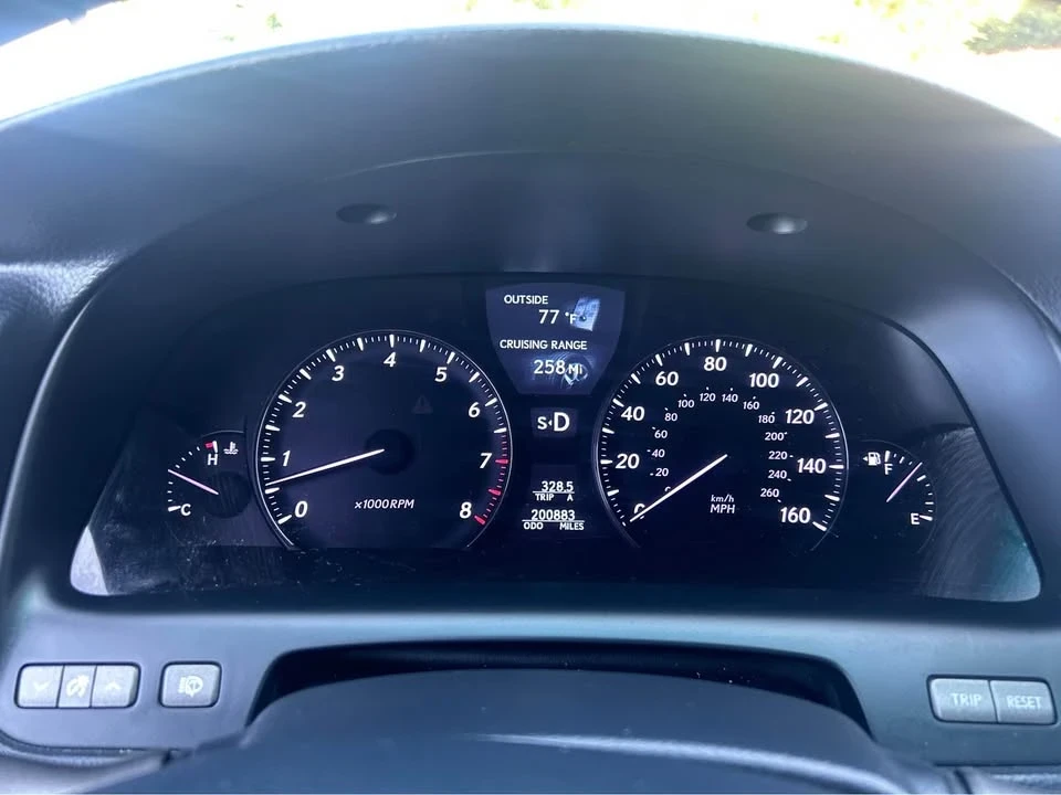 2007 Lexus LS 4th Gen - Image 10 of 10
