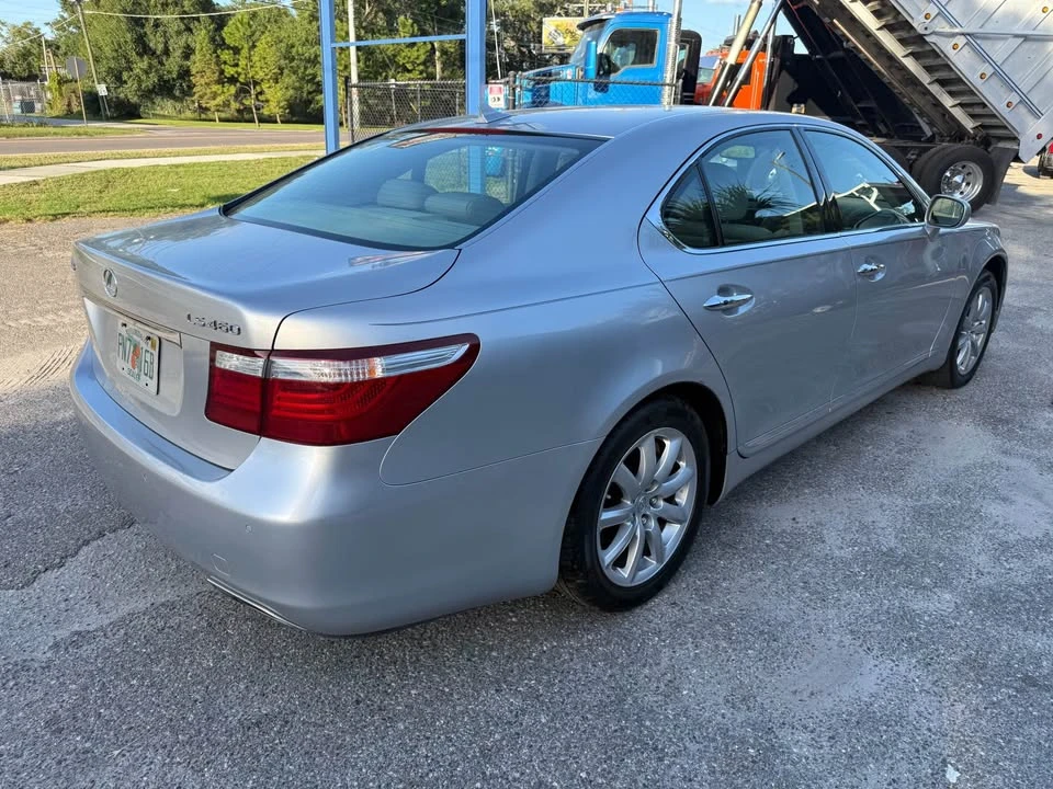 2007 Lexus LS 4th Gen - Image 5 of 12