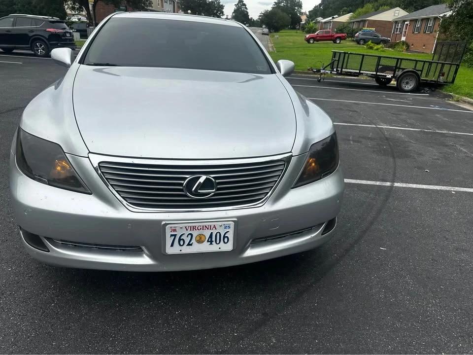 2007 Lexus LS 4th Gen - Image 8 of 12