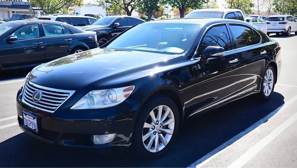 2007 Lexus LS 4th Gen - Image 4 of 12