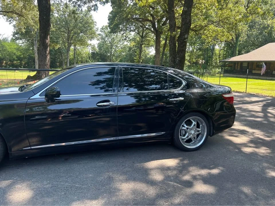 2007 Lexus LS 4th Gen - Image 8 of 11