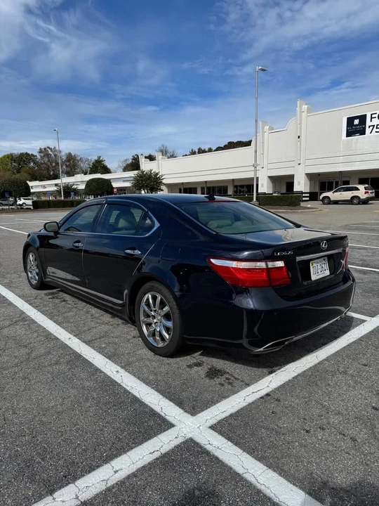 2007 Lexus LS 4th Gen - Image 7 of 15