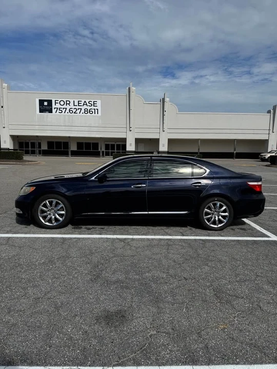 2007 Lexus LS 4th Gen - Image 8 of 15