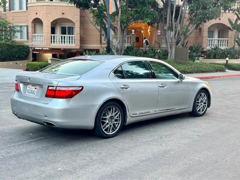 2007 Lexus LS 4th Gen - Image 4 of 16
