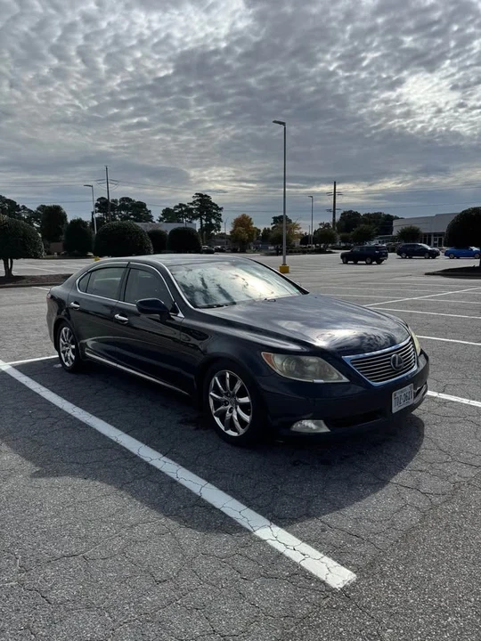 2007 Lexus LS 4th Gen - Image 3 of 15